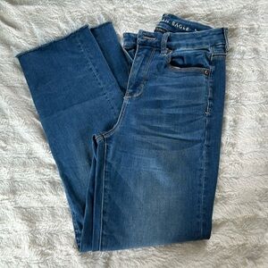American Eagle Next Level Stretch High Waisted Cropped Straight Leg Jeans